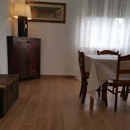 Belli Dentro Bed & Breakfast *